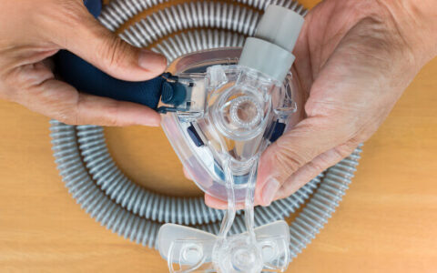 Easy Guide to Cleaning Your CPAP Mask & Hose